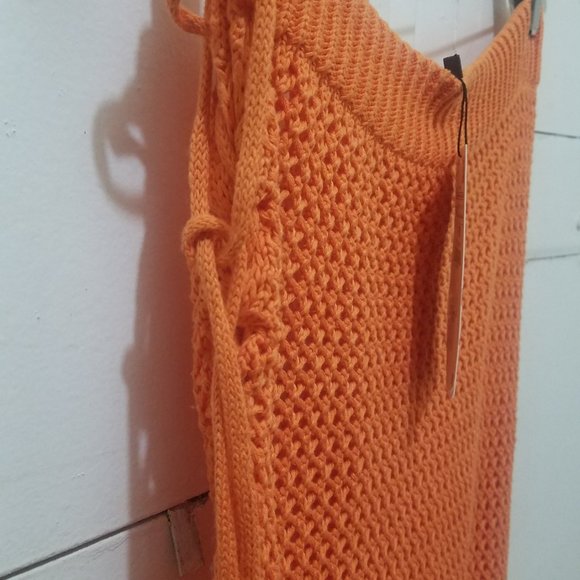 NWT ORANGE CROCHETED SKIRT - Picture 3 of 4